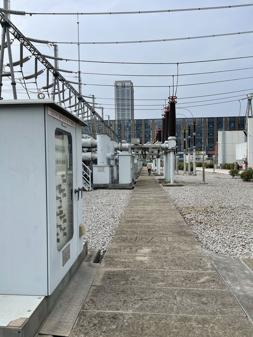 常州延政220kV變電站在線智能巡視系統(tǒng)建設(shè)工程2.jpg